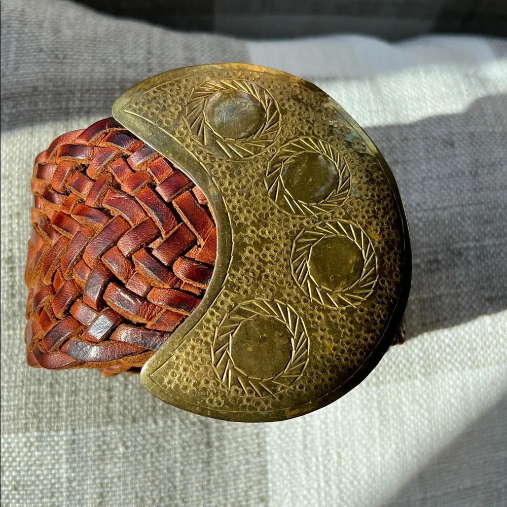 Vintage BOHO Moroccan Genuine Brown Leather Basket Weave Belt with Brass Buckle - Picture 9 of 13